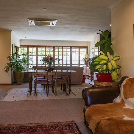 5 Seasons Guest House Стеленбош Екстериор снимка