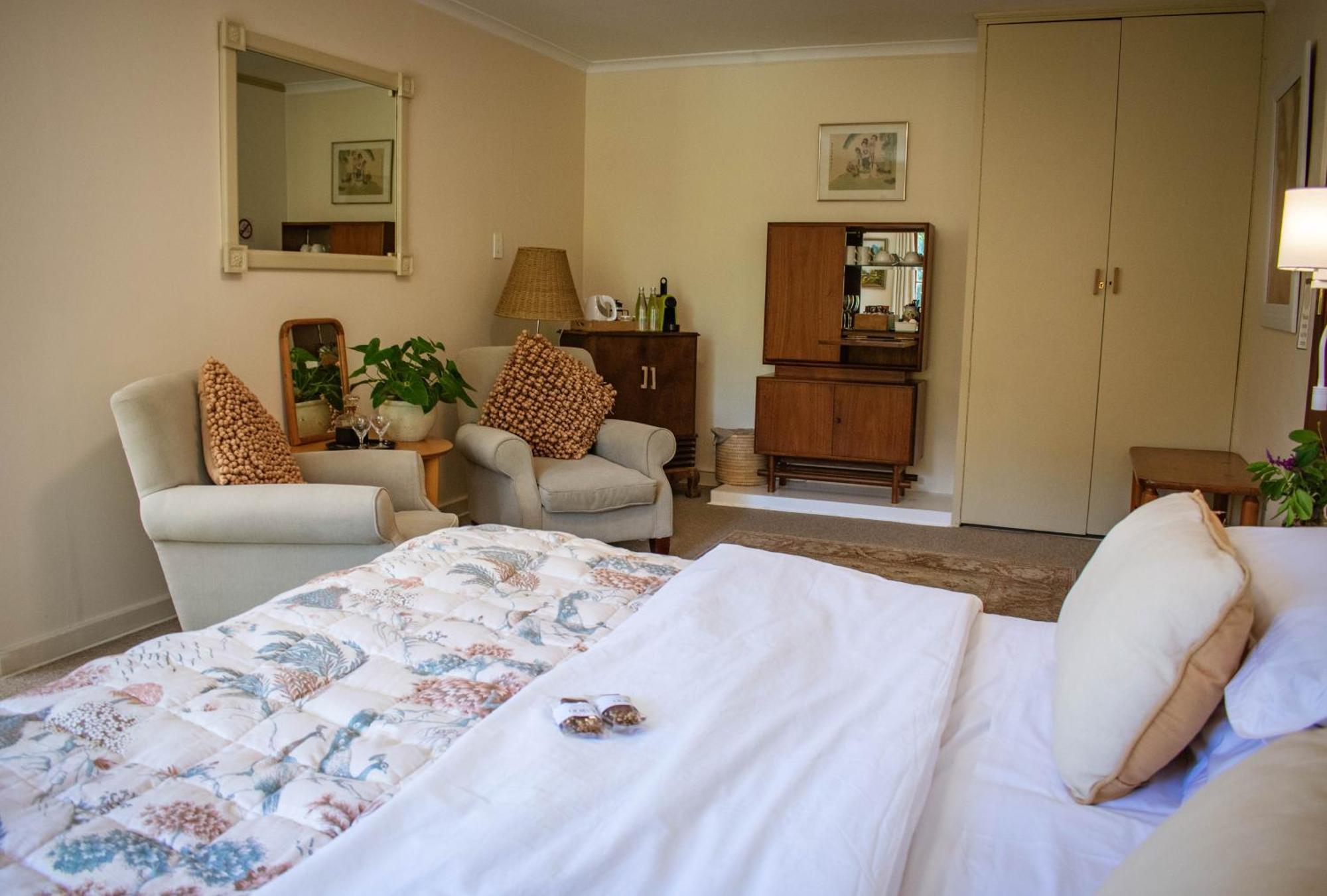 5 Seasons Guest House Стеленбош Екстериор снимка