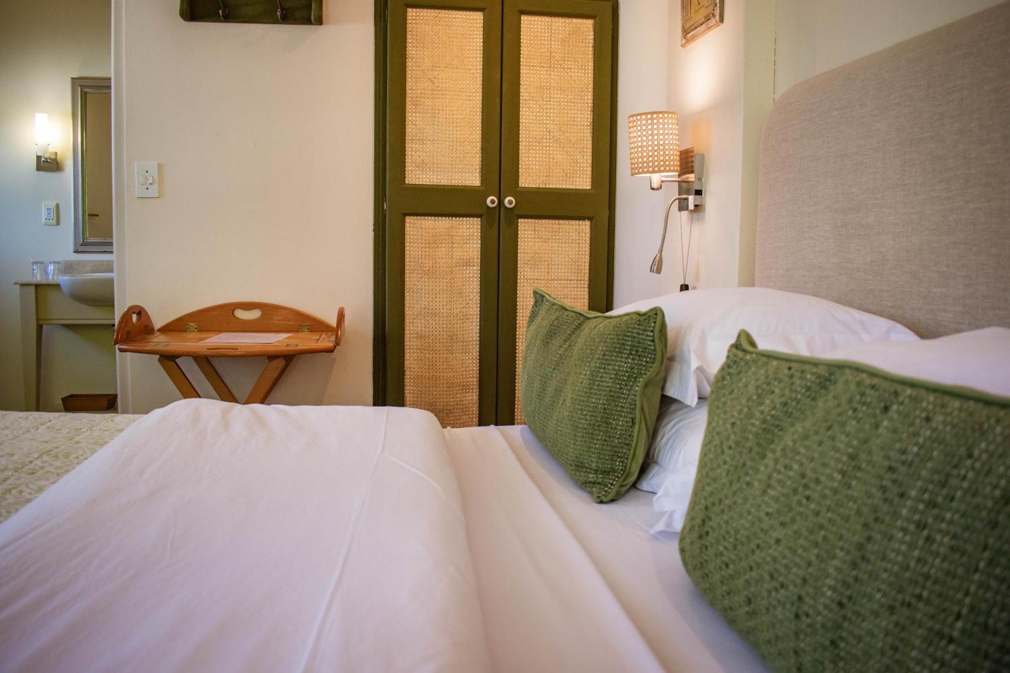 5 Seasons Guest House Стеленбош Екстериор снимка
