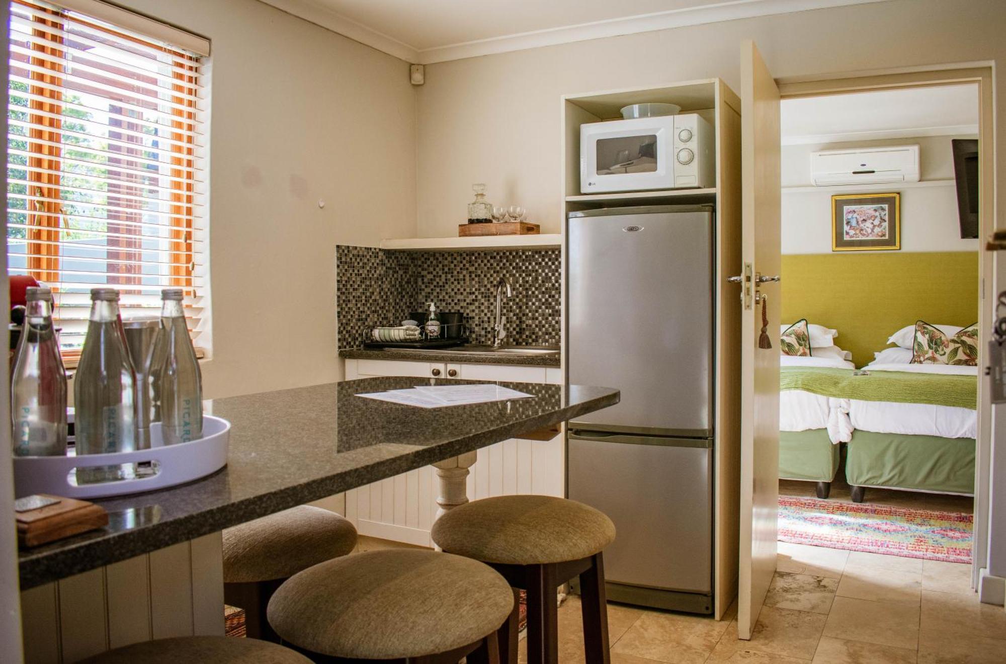 5 Seasons Guest House Стеленбош Екстериор снимка