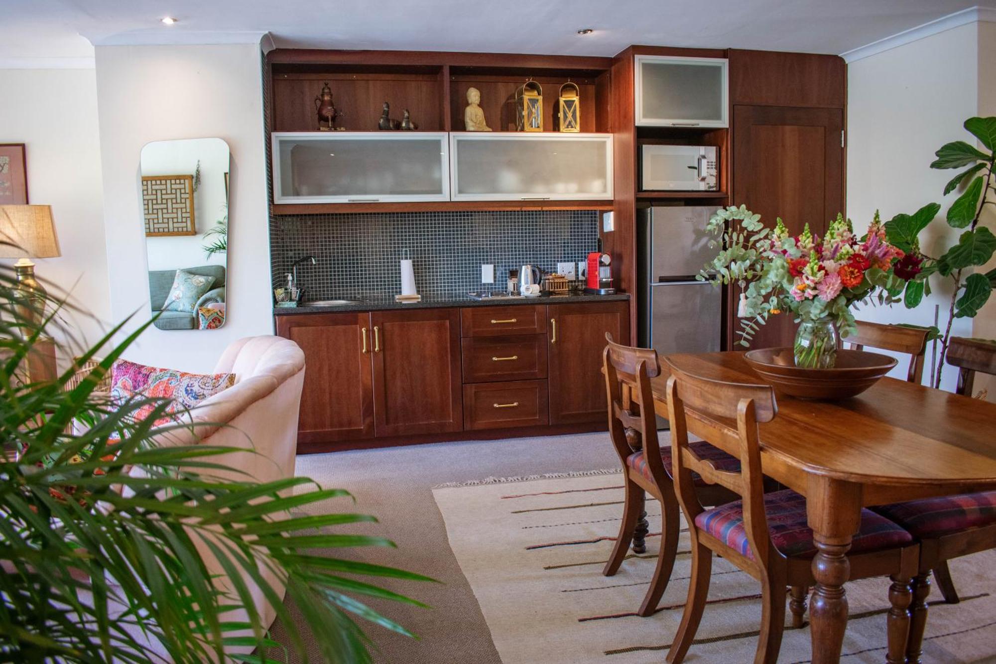 5 Seasons Guest House Стеленбош Екстериор снимка