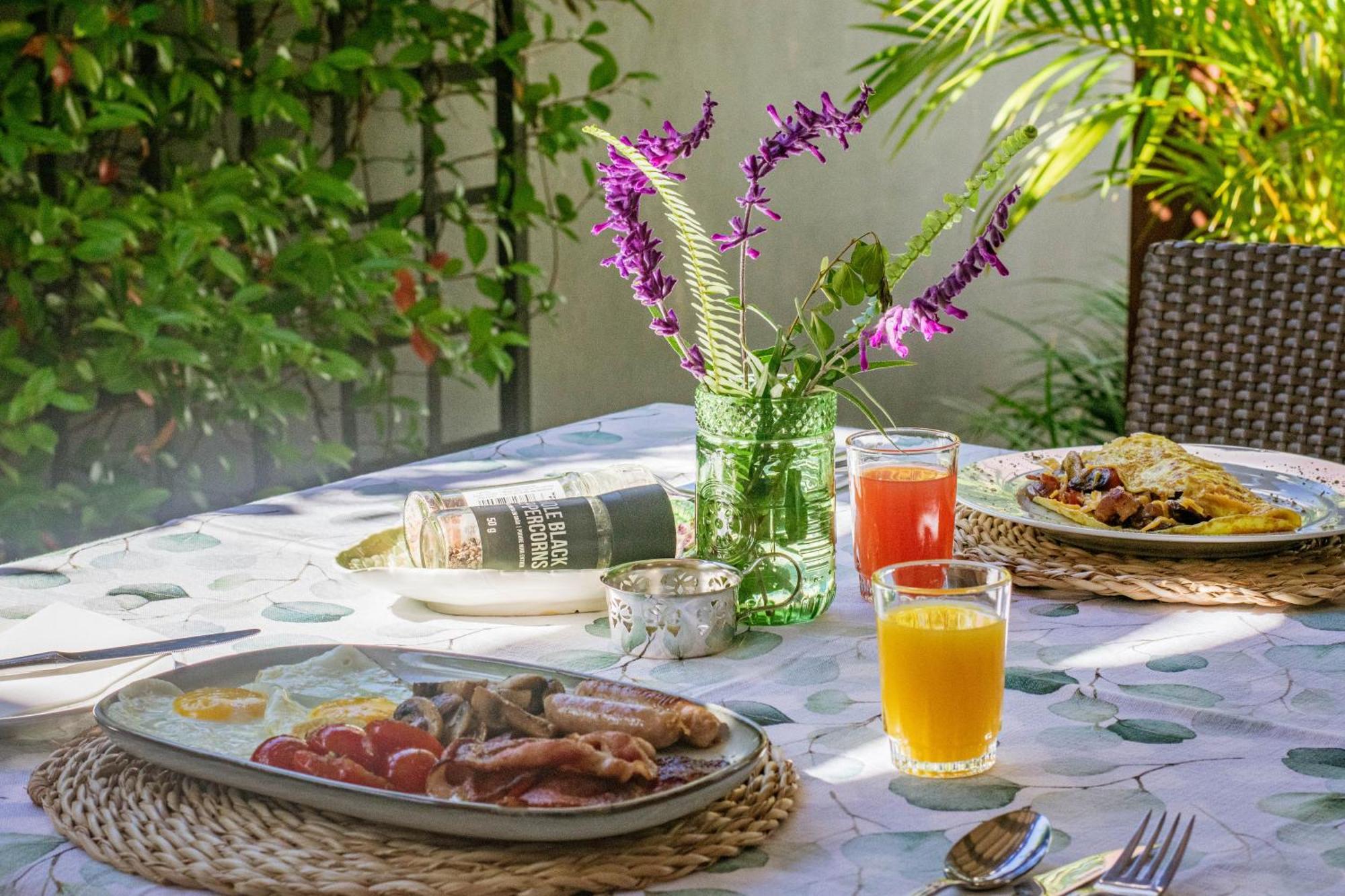 5 Seasons Guest House Стеленбош Екстериор снимка
